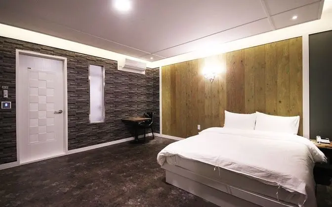 Oda (Standard (Good room air conditioning/)