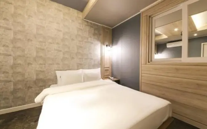 Oda (Standard (Good room air conditioning/)