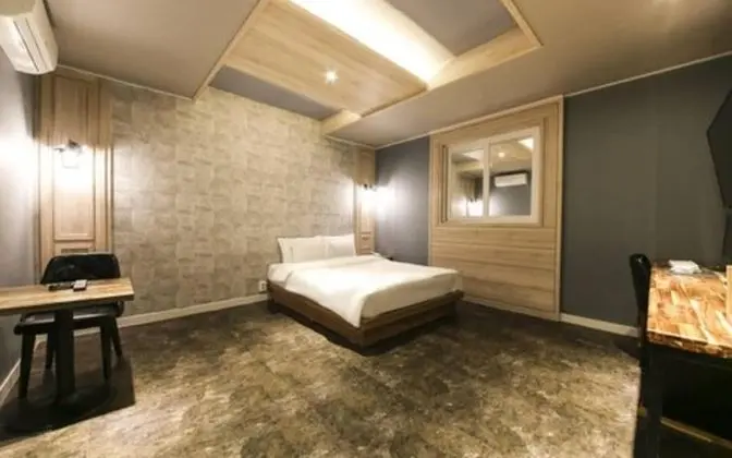 Oda (Standard (Good room air conditioning/)