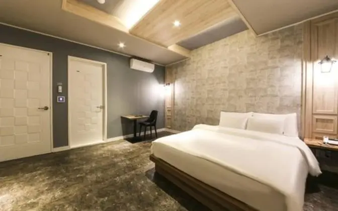 Oda (Standard (Good room air conditioning/)