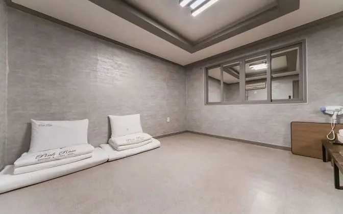 Oda (Ondol (Good for cooling and heating/1)