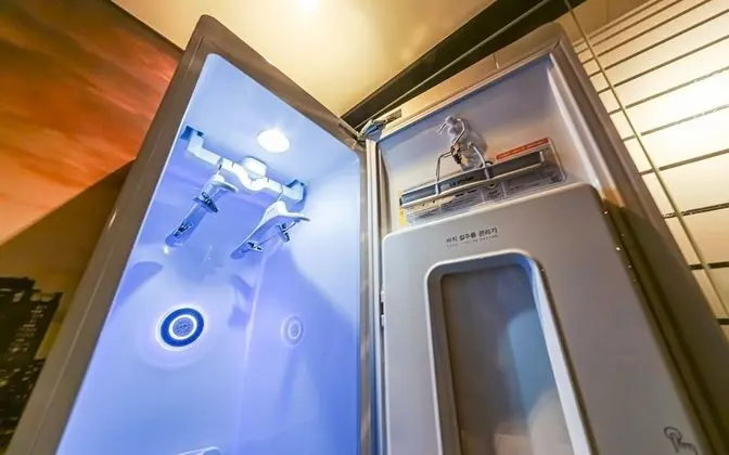 Oda (Suite (with styler / Netflix availabl)