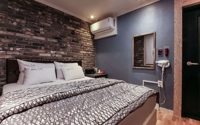 Oda (Standard (high-quality bedding/new ai)