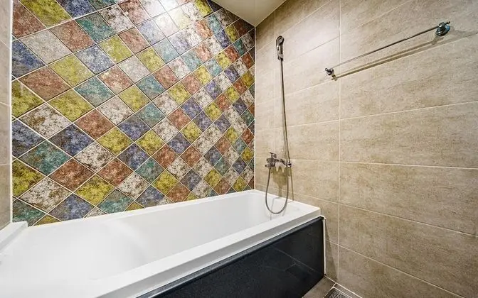 Oda (Deluxe rooms (clean price-to-performa)
