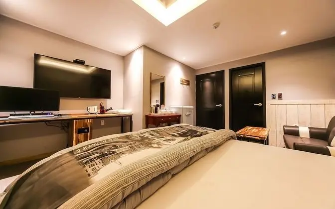 Oda (1 room 1 parking (all rooms available)