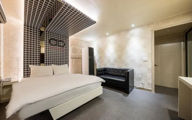 Oda (Special Room (Styler Latest AC Netfli)