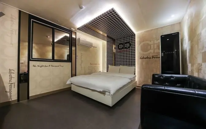 Oda (Special Room (Styler Latest AC Netfli)