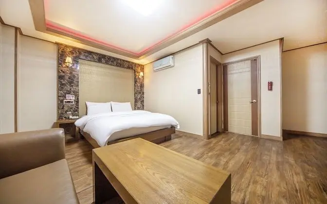 Oda (Special Room (Good Value/airconheatin)