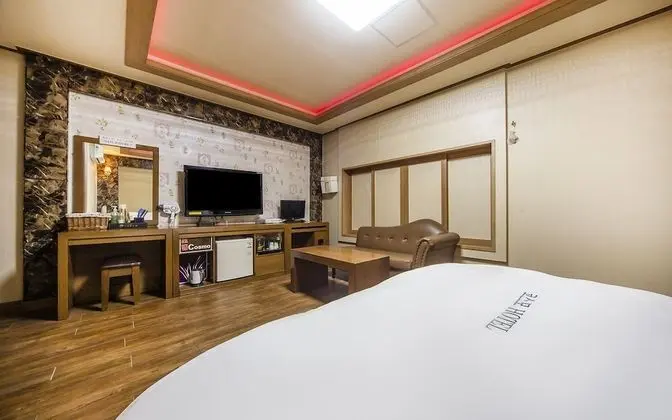 Oda (Special Room (Good Value/airconheatin)