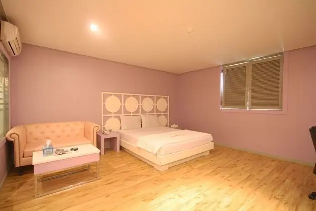 Oda (Special room (Spacious room / PC / bi)