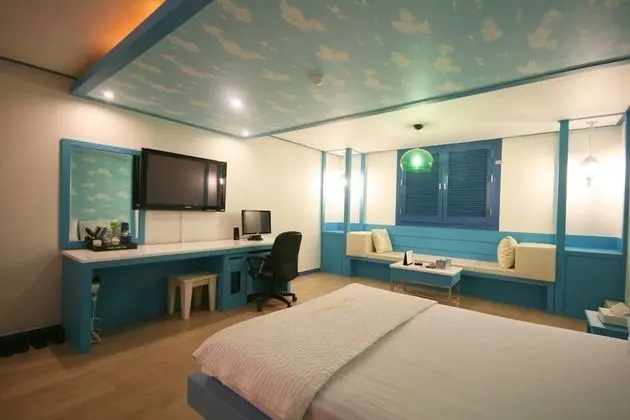 Oda (Special room (Spacious room / PC / bi)