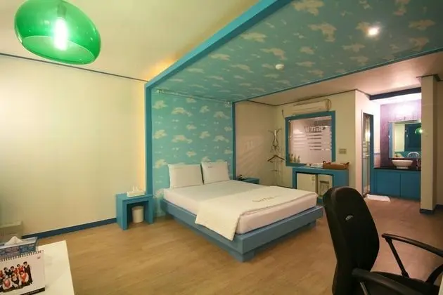 Oda (Special room (Spacious room / PC / bi)