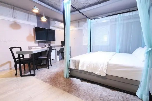 Oda (Semi-private room (with LGTv/New air )