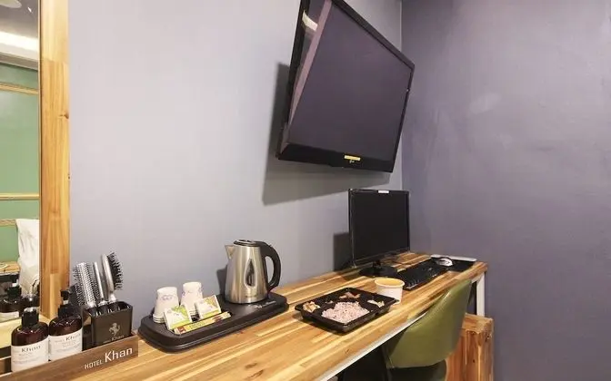 Oda (Twin (free Netflix viewing) (double s)