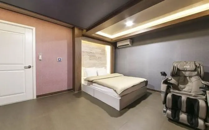 Oda (VIP-massage chair (100% disinfection/)