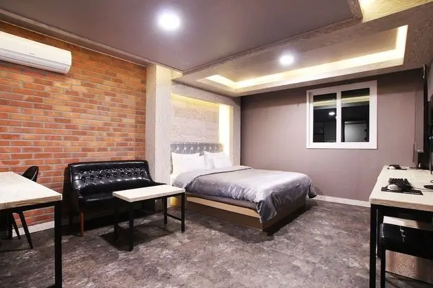 Oda (VIP - Bathtub (Premium Bedding/PC - L)