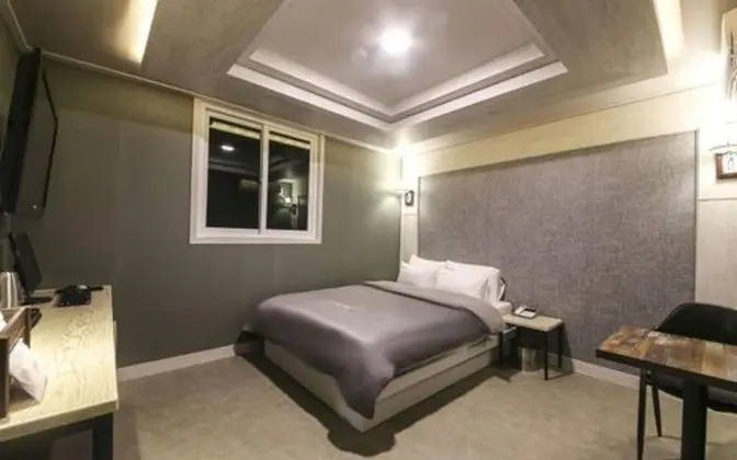 Oda (Semi-private room (100% sterilization)