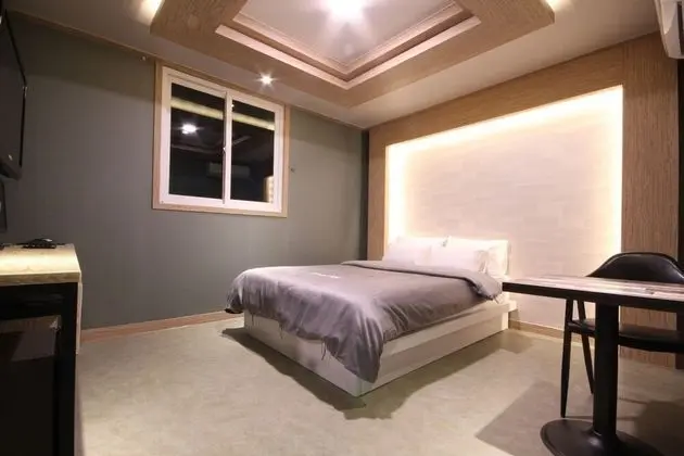 Oda (Semi-private room (100% sterilization)