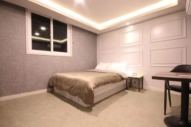 Oda (Semi-private room (100% sterilization)