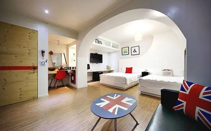 Oda (Twin-Double Double (PC/ Cypress Room/)