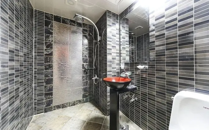 Oda (Standard room-bathtub front inquiries)