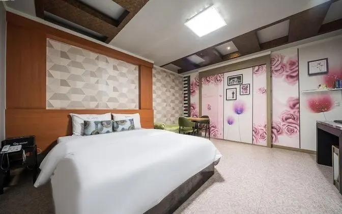 Oda (Semi-special (Bathtub CESCO Serviced )