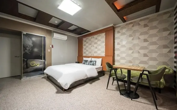 Oda (Semi-special (Bathtub CESCO Serviced )