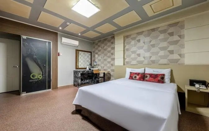 Oda (Standard (CESCO Serviced Netflix Avai)