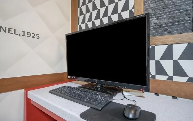 Oda (General room (Netflix City Hall - TV )