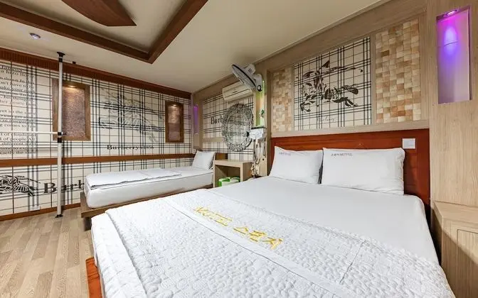 Oda (Twin (Netflix viewing - TV connection)