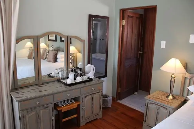 Superior Tek Büyük veya İki Ayrı Yataklı Oda