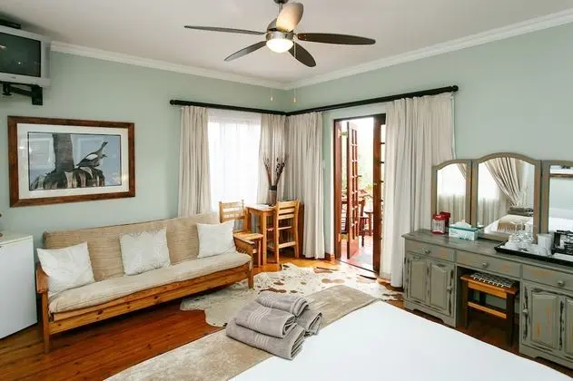 Superior Tek Büyük veya İki Ayrı Yataklı Oda