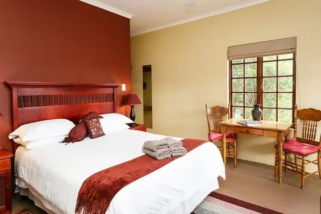 Superior Tek Büyük veya İki Ayrı Yataklı Oda