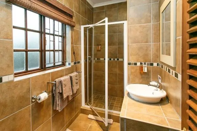 Superior Tek Büyük veya İki Ayrı Yataklı Oda