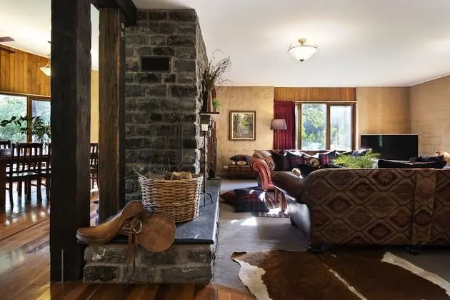 5-Bedroom House