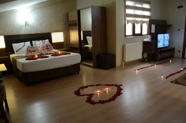Suite, Kara Manzaralı