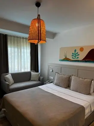 Standart Oda, Havuz Manzaralı