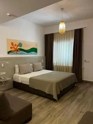 Standart Oda, Havuz Manzaralı