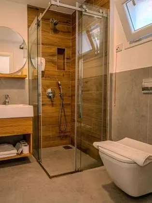 Standart Oda, Havuz Manzaralı