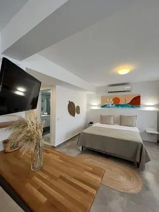 Suite, Havuz Manzaralı, Balkonlu