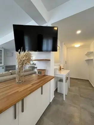 Suite, Havuz Manzaralı, Balkonlu