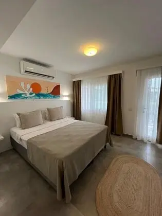 Suite, Havuz Manzaralı, Balkonlu