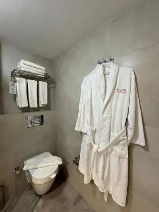 Suite, Havuz Manzaralı, Balkonlu