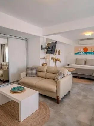Suite, Havuz Manzaralı, Balkonlu