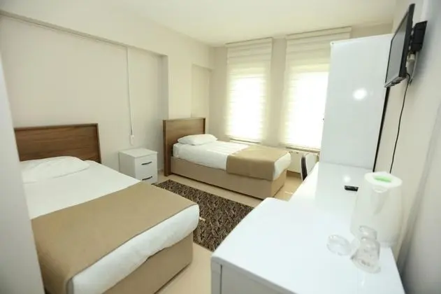 Standart Oda, Simge Yapı Manzaralı