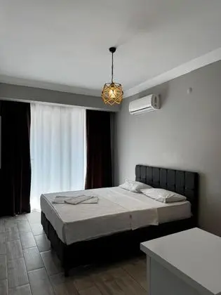 Çift Kişilik, Şehir Manzaralı
