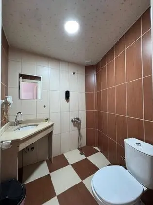 Çift Kişilik, Şehir Manzaralı