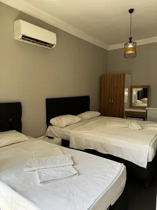 Triple, Şehir Manzaralı