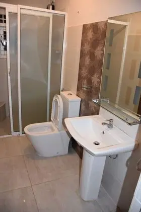 Ev, Bahçe Manzaralı