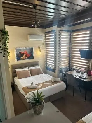 Aile Odası, Sokak Manzaralı, Balkonsuz